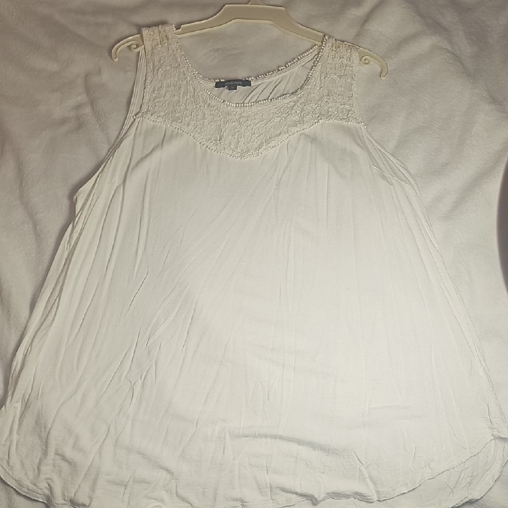 Ambiance White Sleeveless Pleated Blouse